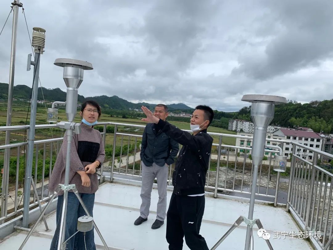 武寧生態環境局開展各鄉鎮空氣質量自動監測站運維質量檢查